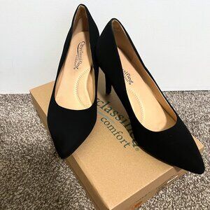 City Classified Black Pumps - Like New! Size 8.5 (Fits like 8)